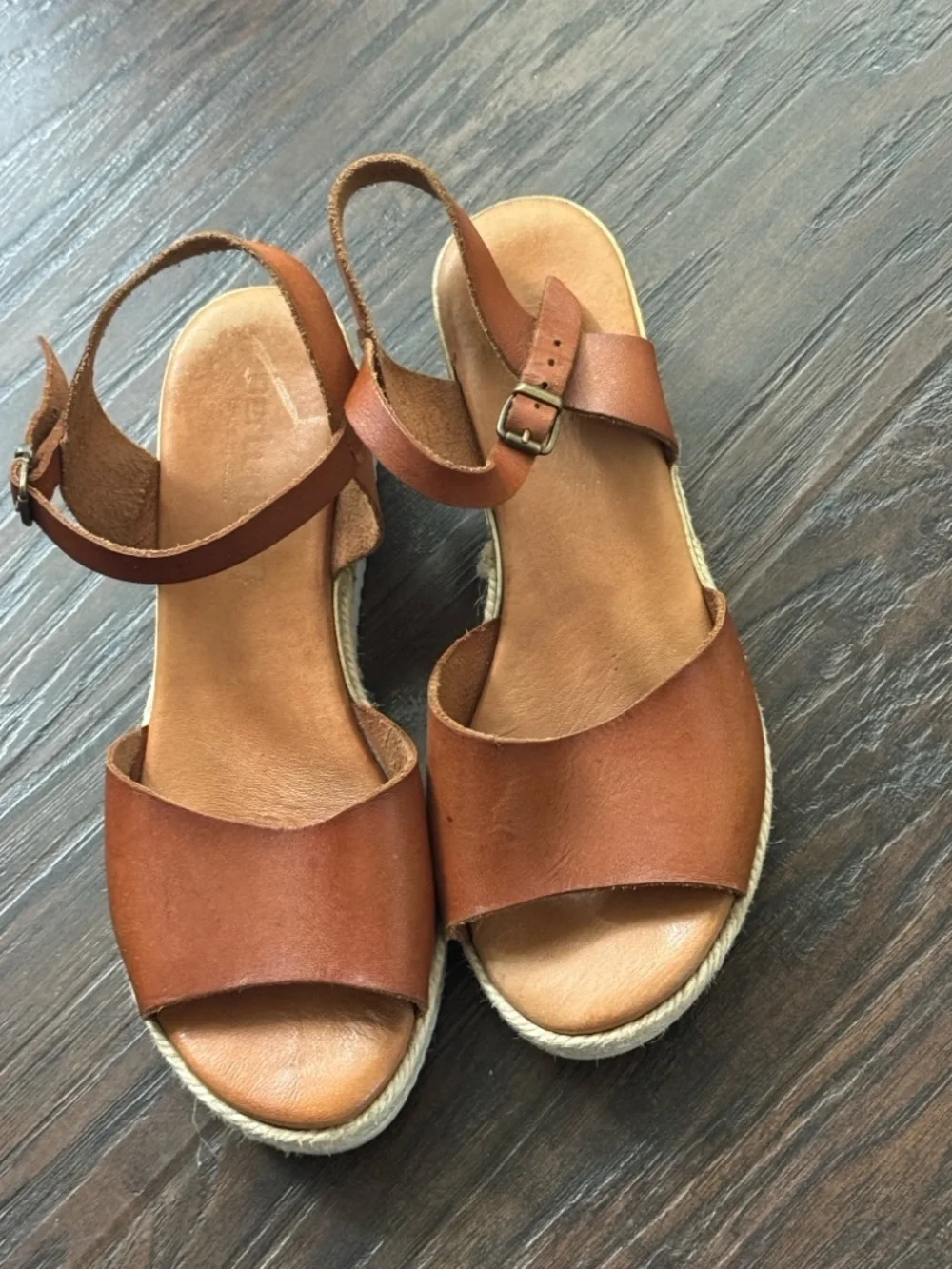 Bertuchi Women's Tan Leather Espadrille Platform Sandals with Ankle Strap